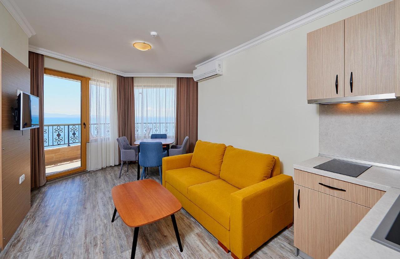 Crotiria Beach - Aparthotel Pomorie Esterno foto