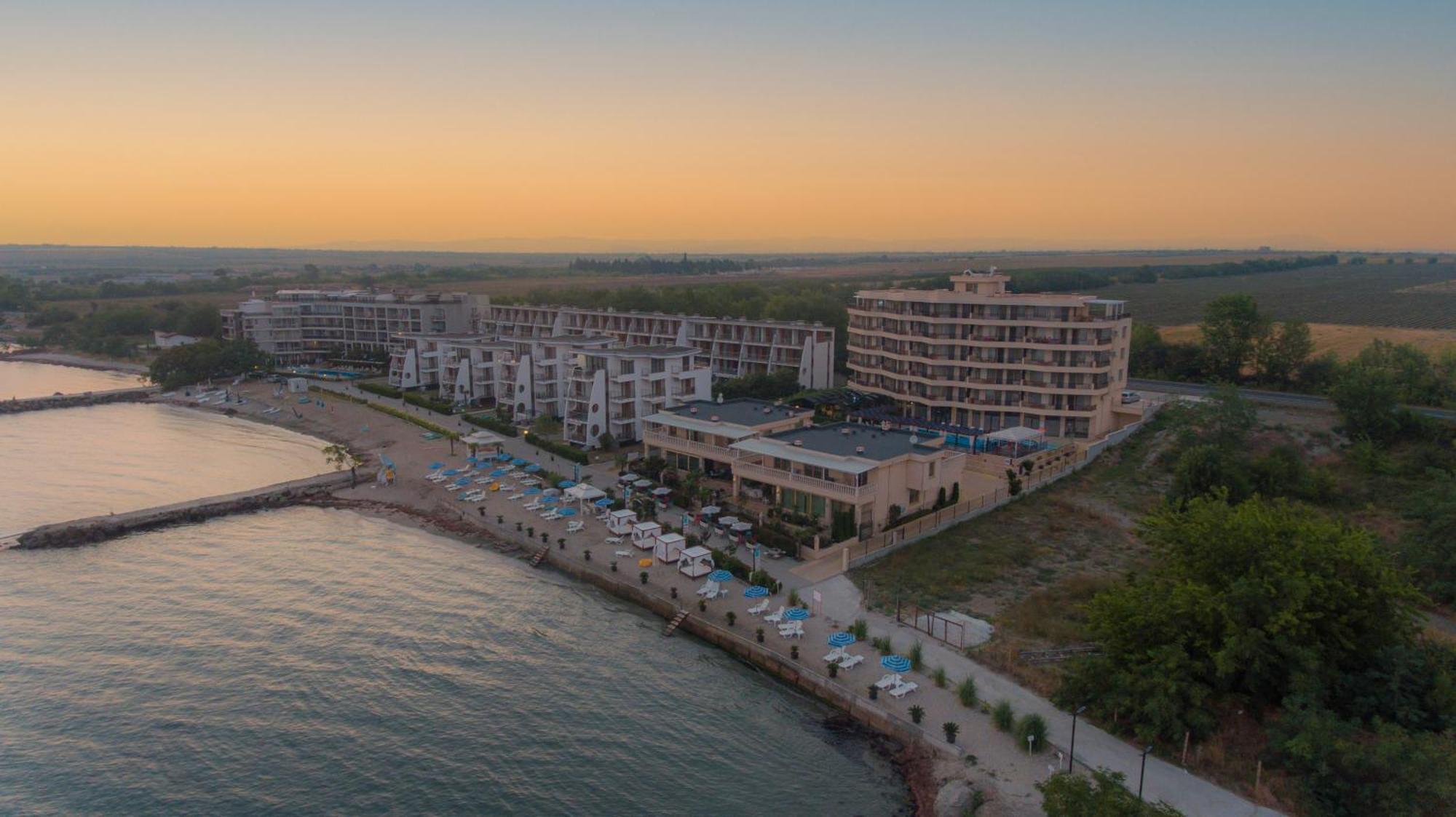Crotiria Beach - Aparthotel Pomorie Esterno foto